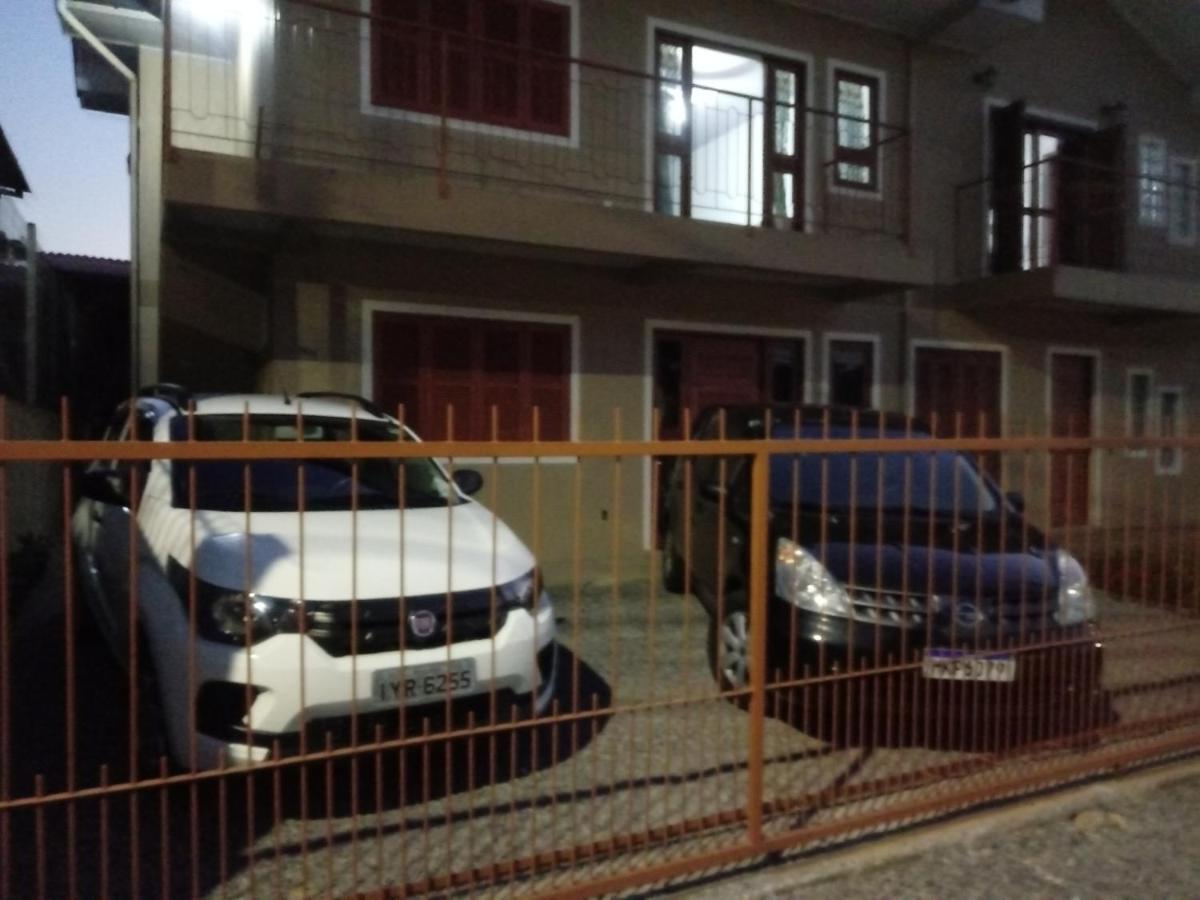 Residencial Henkes Apartment Canela Exterior foto